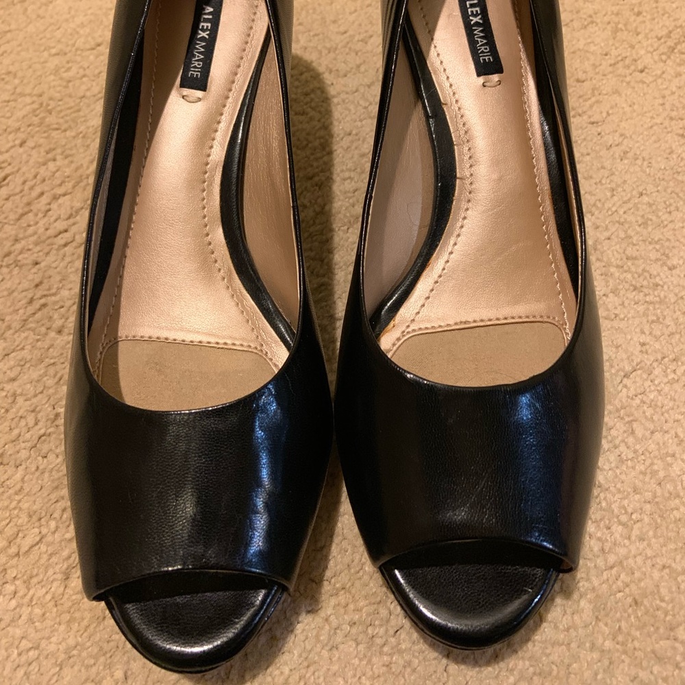 Alex Marie Women’s heels. Size 7.5M.